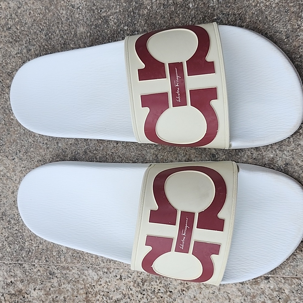 Men's Salvatore Ferragamo Slides w/ Box & Pouch